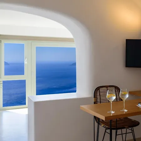 Keti 3* Fira (Santorini)