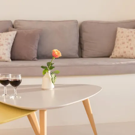 Keti 3* Fira (Santorini)