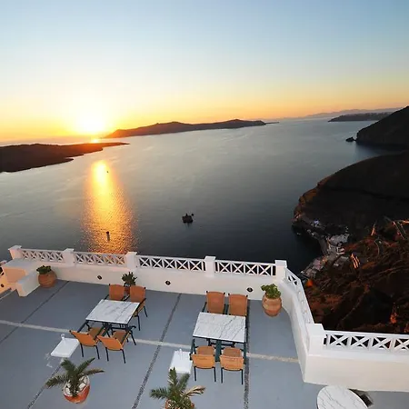 Keti Fira (Santorini)