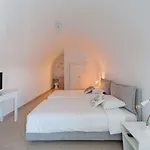 Keti Hotel Fira (Santorini)