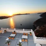 Keti Fira (Santorini)