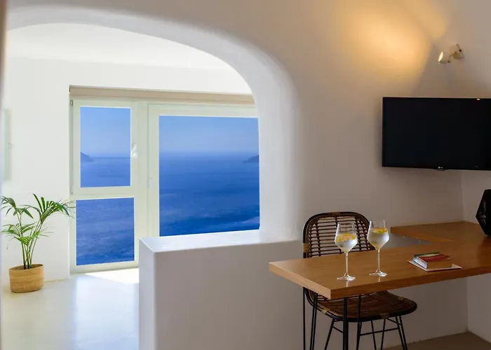 Keti 3* Fira (Santorini)