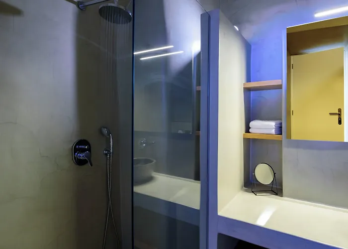 Keti Fira (Santorini)